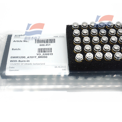 Fuente de luz infrarroja EMIRS200-AT01T-BR090 del cuerpo negro de Frecuente-FM