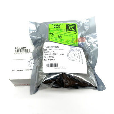 Sensor magnetorresistivo Hall YJJ 2SS52M de todos los polos que logra detección a larga distancia con una corriente de suministro de 20 mA y salida