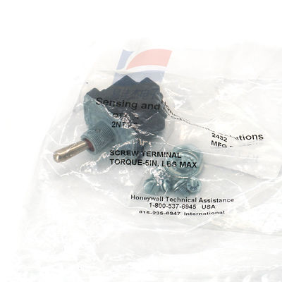 Panel de interruptores basculantes 2NT1-2, montaje en panel, no iluminados, grado comercial