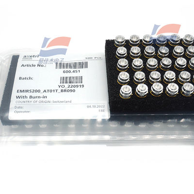 YJJ 600.451 EMIRS200_AT01T_BR090 Fuente de luz de cuerpo negro compacto con reflector